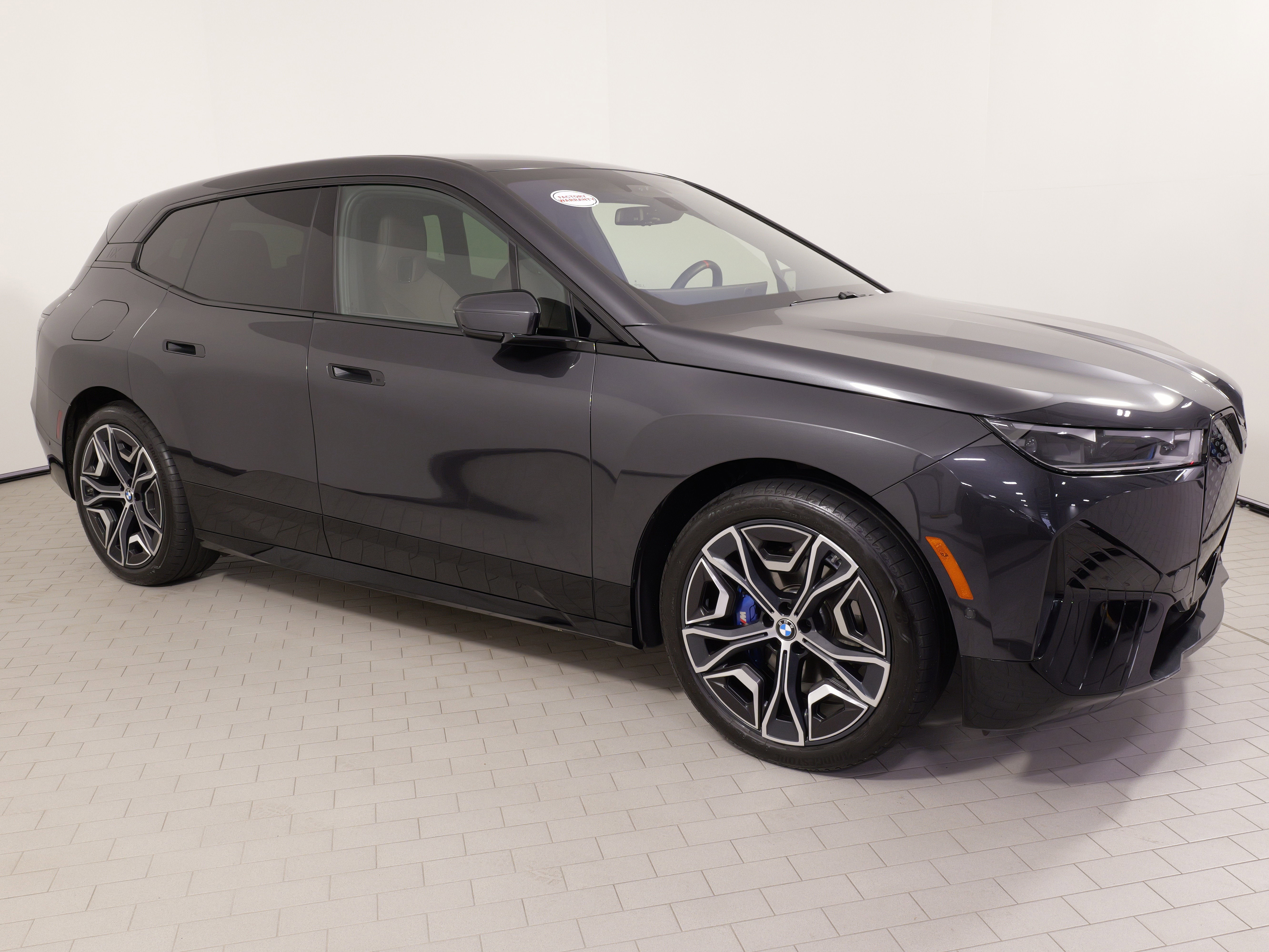 Used 2025 BMW iX M60 AWD/4WD image 9