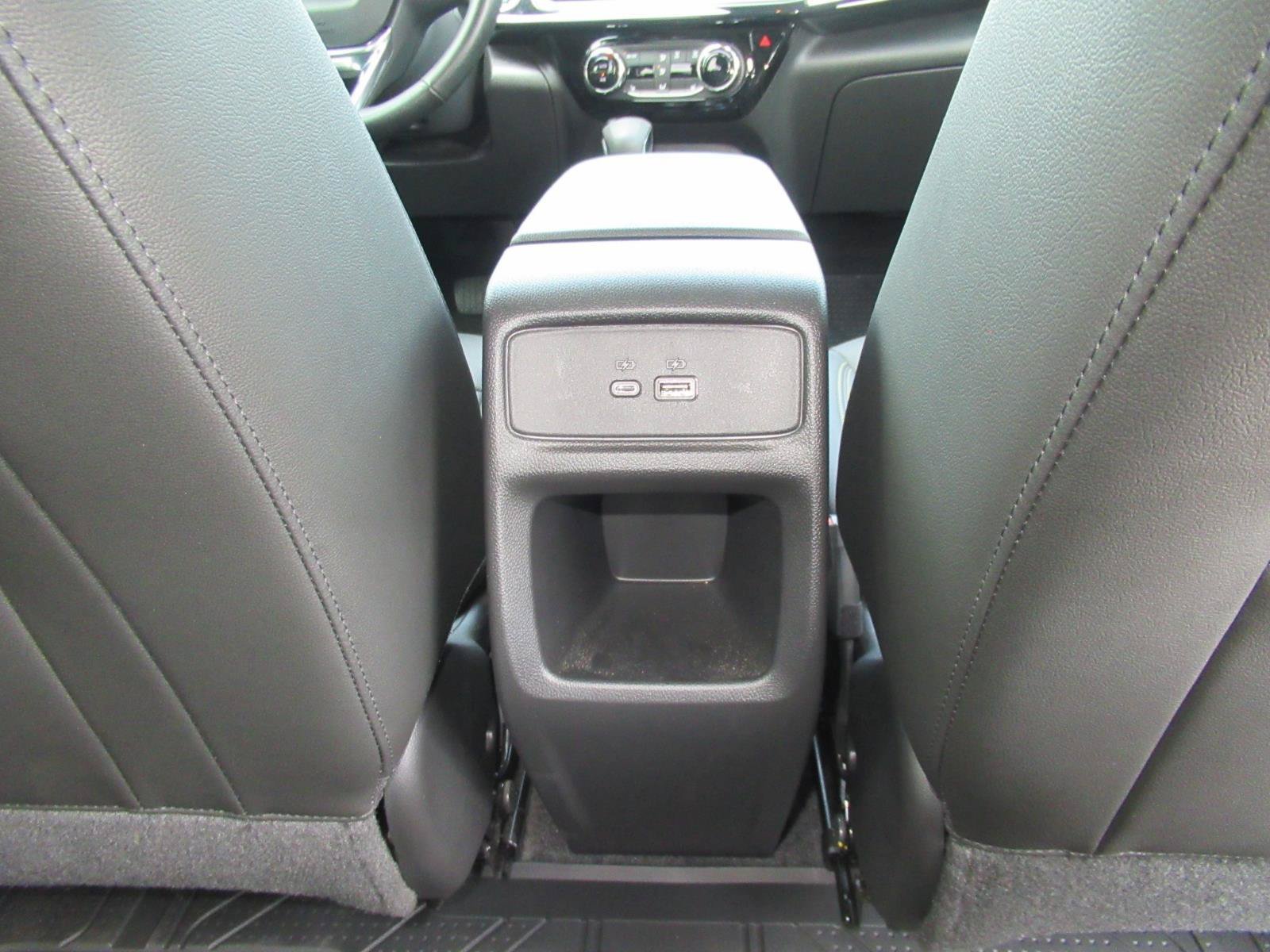Certified 2024 Chevrolet Trax ACTIV w/ Driver Confidence Package FWD image 34