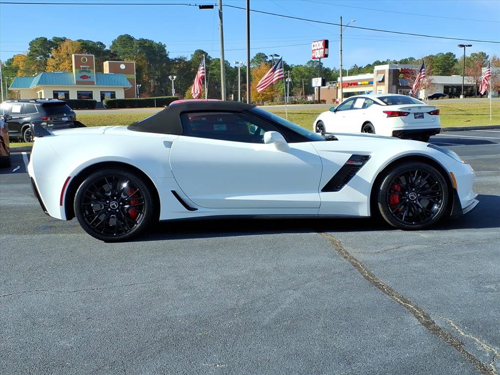 Used 2015 Chevrolet Corvette Z06 w/ 3LZ Preferred Equipment Group image 21