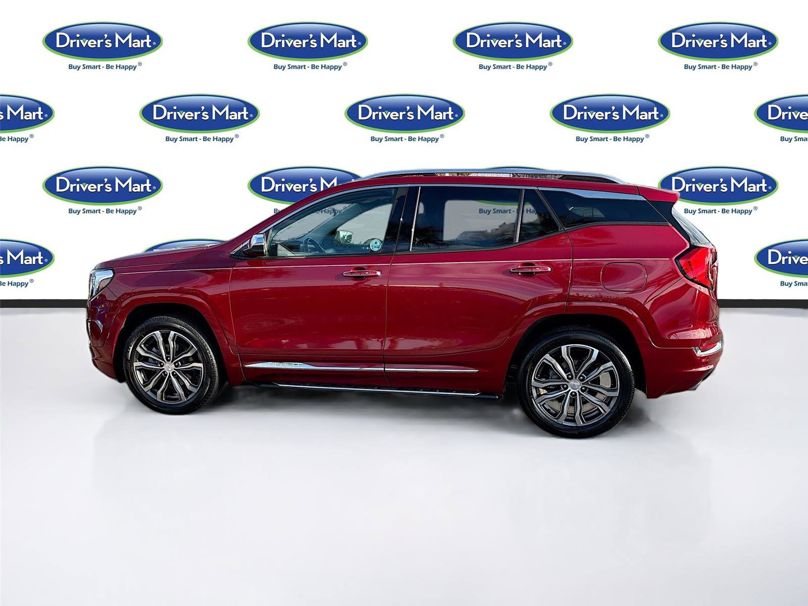 Used 2018 GMC Terrain Denali w/ Advanced Safety Package AWD/4WD image 4