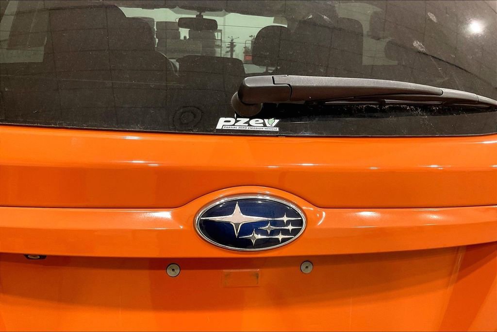 Used 2015 Subaru Crosstrek 2.0i Premium w/ Moonroof Package image 8