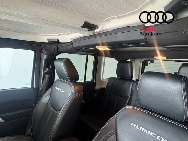 Used 2017 Jeep Wrangler Unlimited Rubicon w/ Connectivity Group AWD/4WD image 22