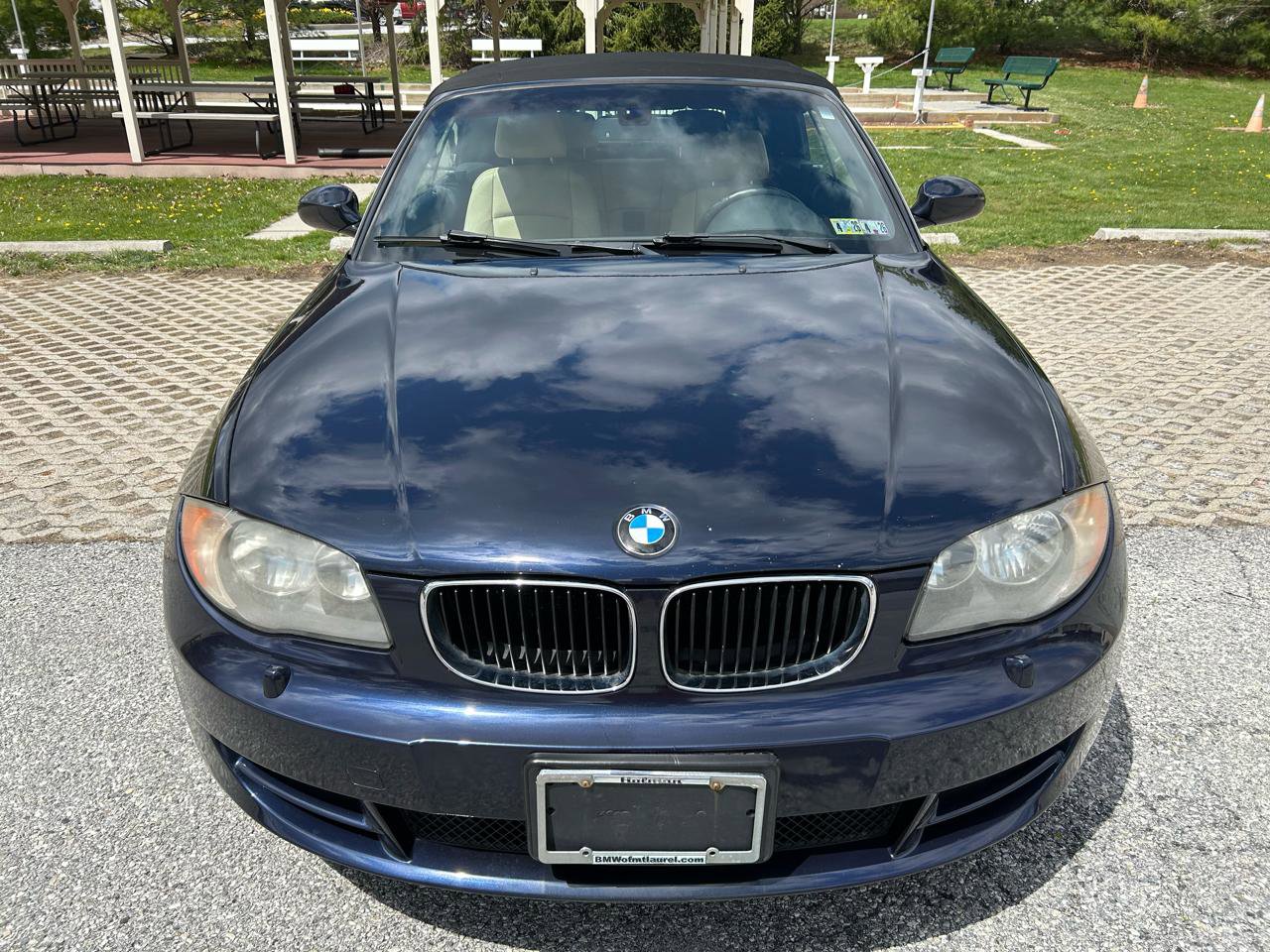 Used 2009 BMW 128i Convertible image 2