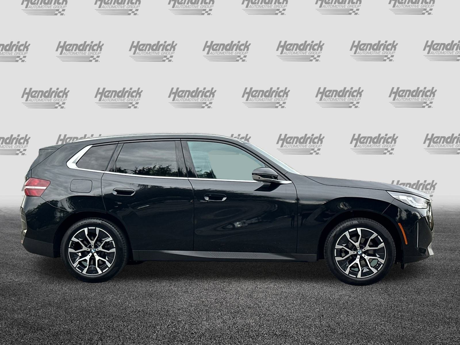 Used 2025 BMW X3 xDrive30i w/ Premium Package image 3