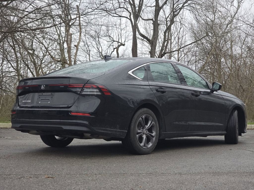 Used 2023 Honda Accord EX image 13