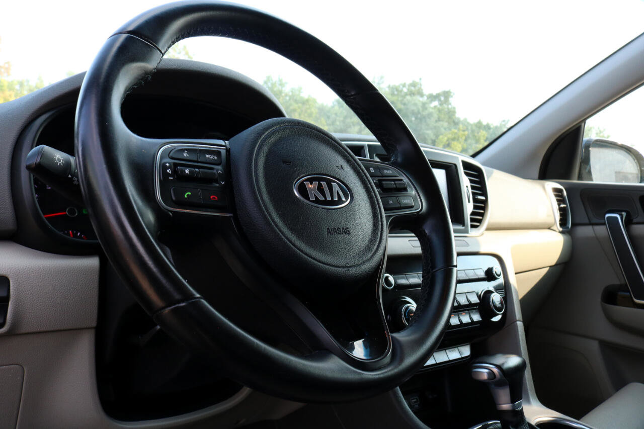 Used 2018 Kia Sportage EX image 22