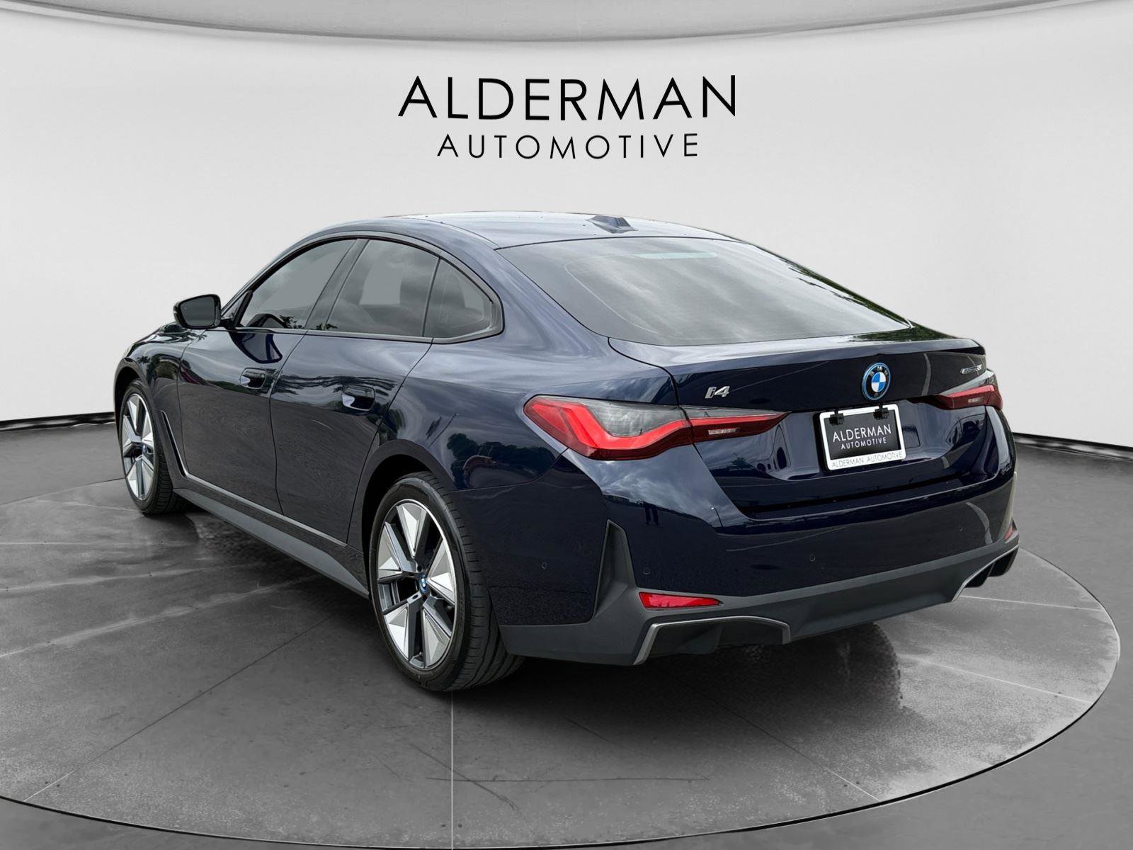 Used 2023 BMW i4 eDrive35 w/ Premium Package RWD image 3