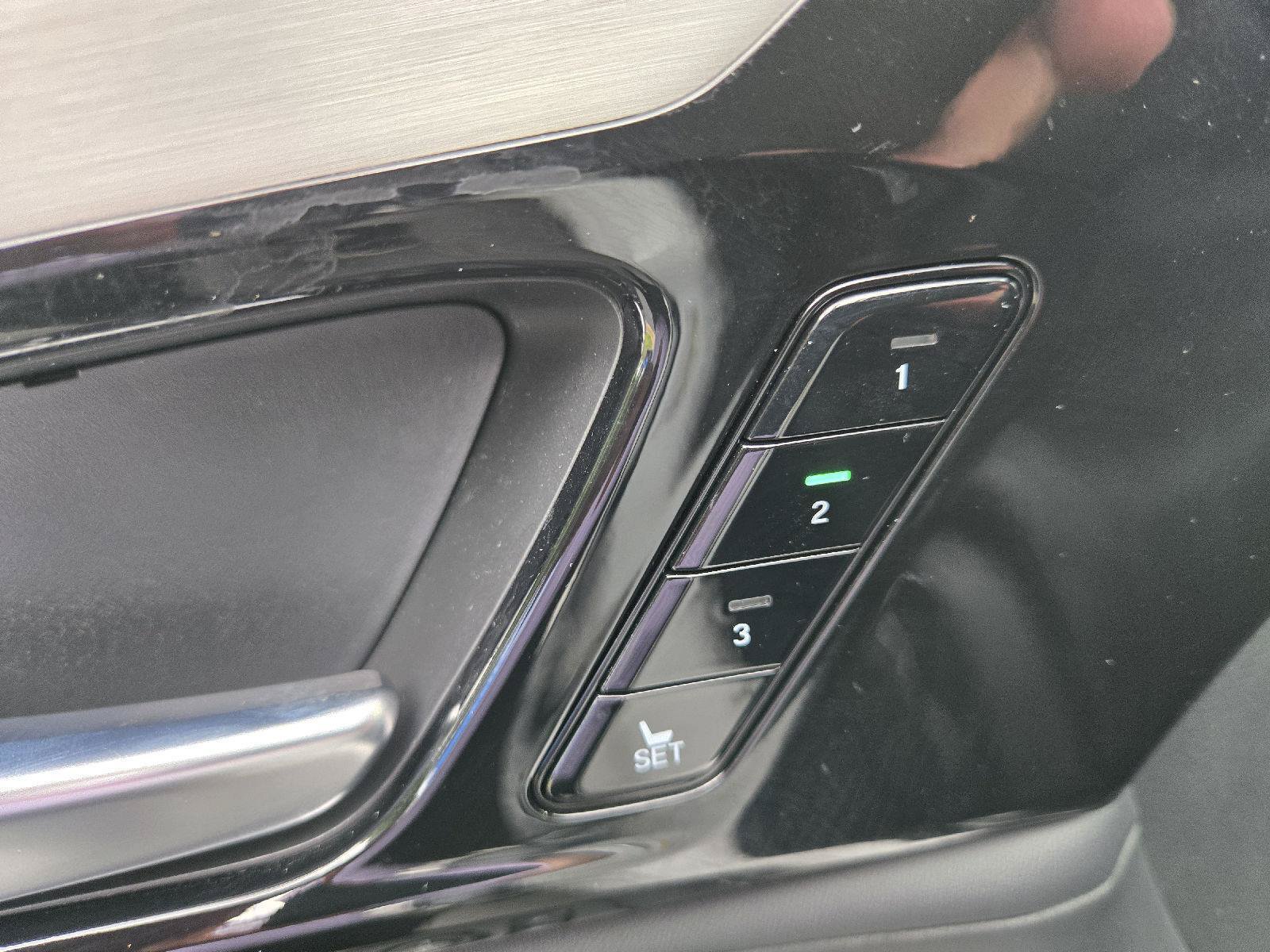 Certified 2023 Acura MDX w/ Technology Package FWD image 9