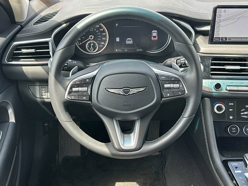 Used 2025 Genesis G70 2.5T image 24