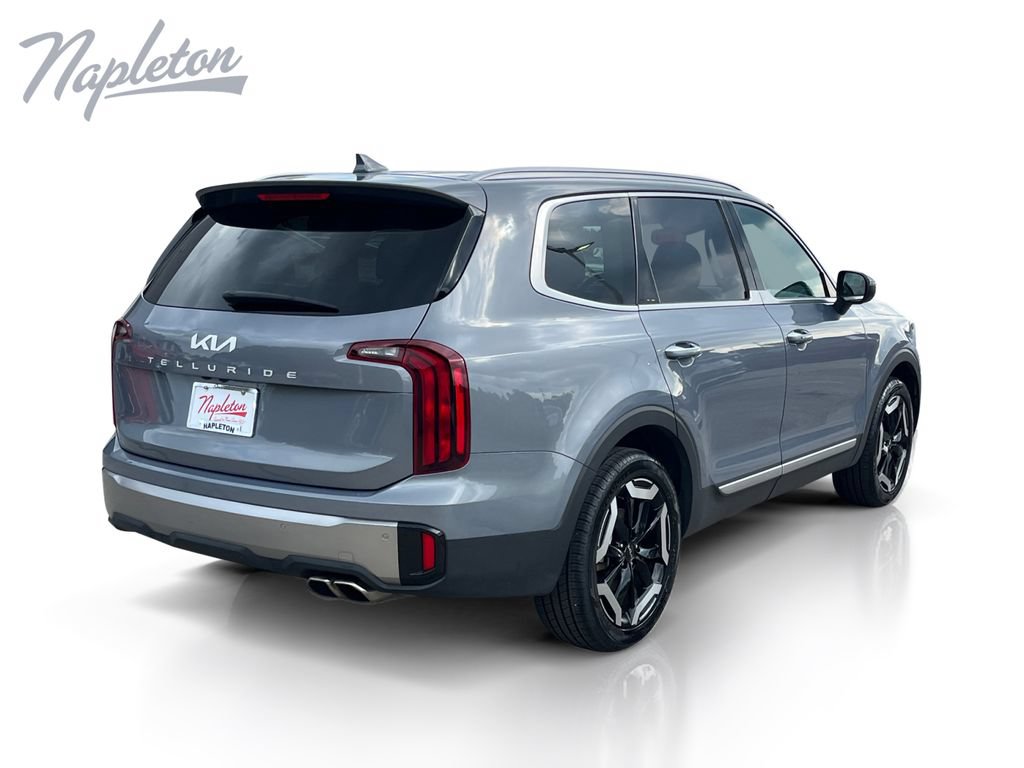 Used 2025 Kia Telluride S FWD image 5