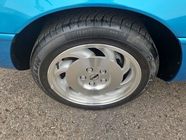 Used 1993 Chevrolet Corvette Coupe image 16