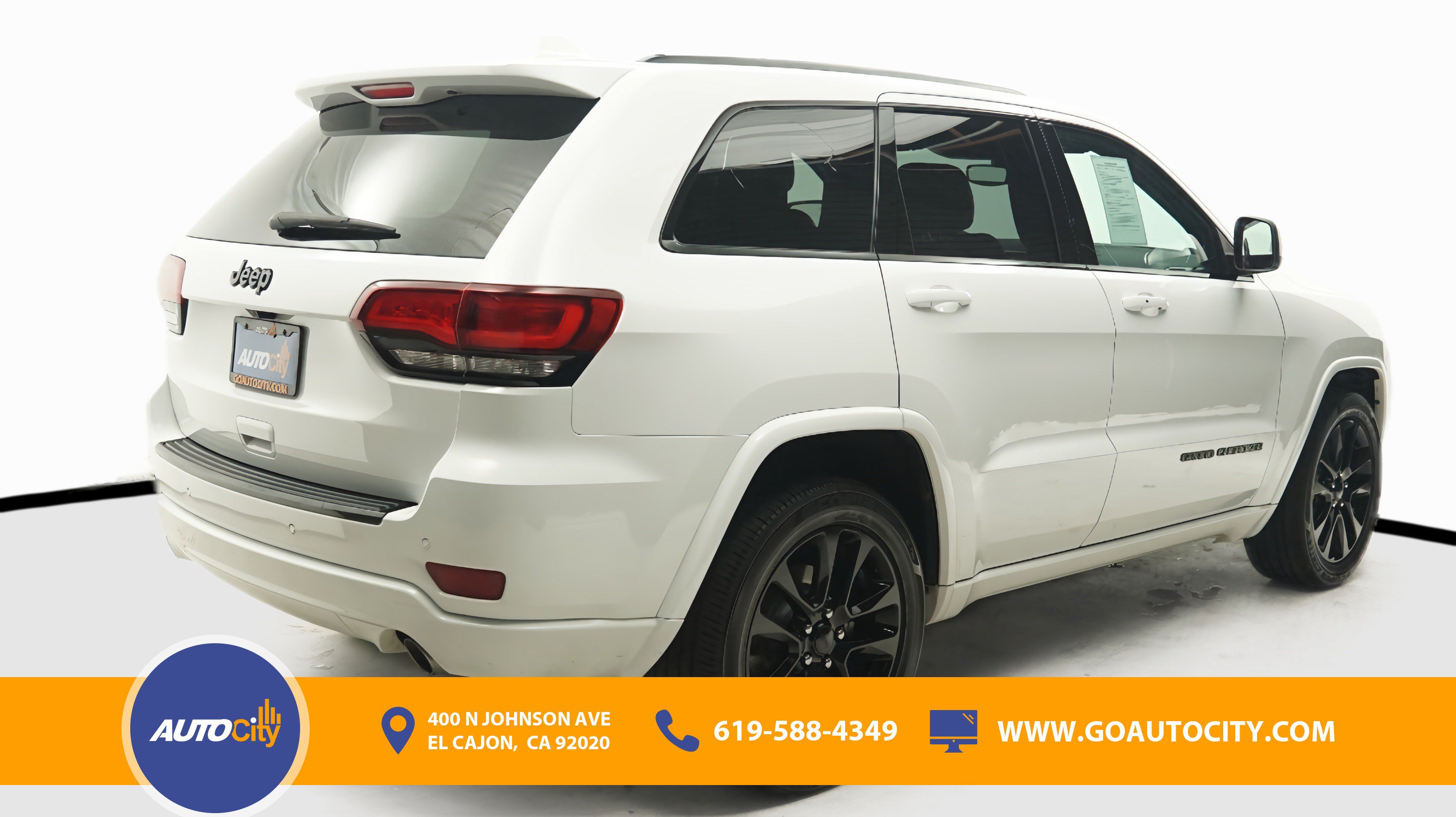 Used 2018 Jeep Grand Cherokee Altitude RWD image 6