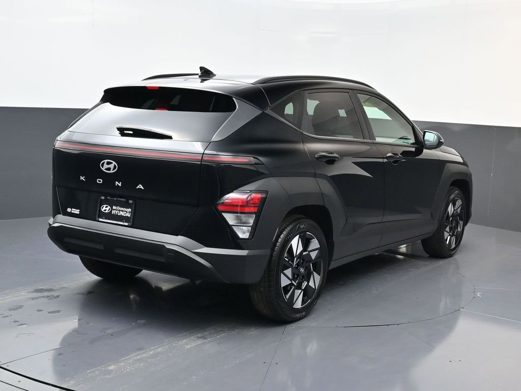 Certified 2025 Hyundai Kona SEL image 4
