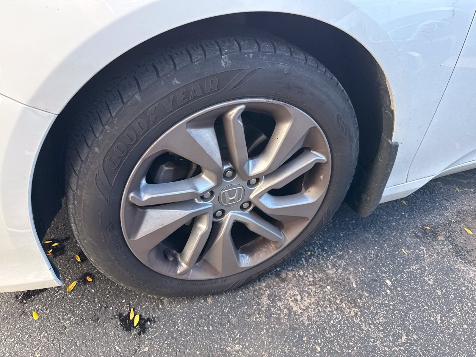 Used 2020 Honda Accord LX image 2