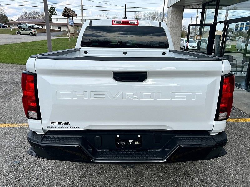Used 2024 Chevrolet Colorado Trail Boss AWD/4WD image 9