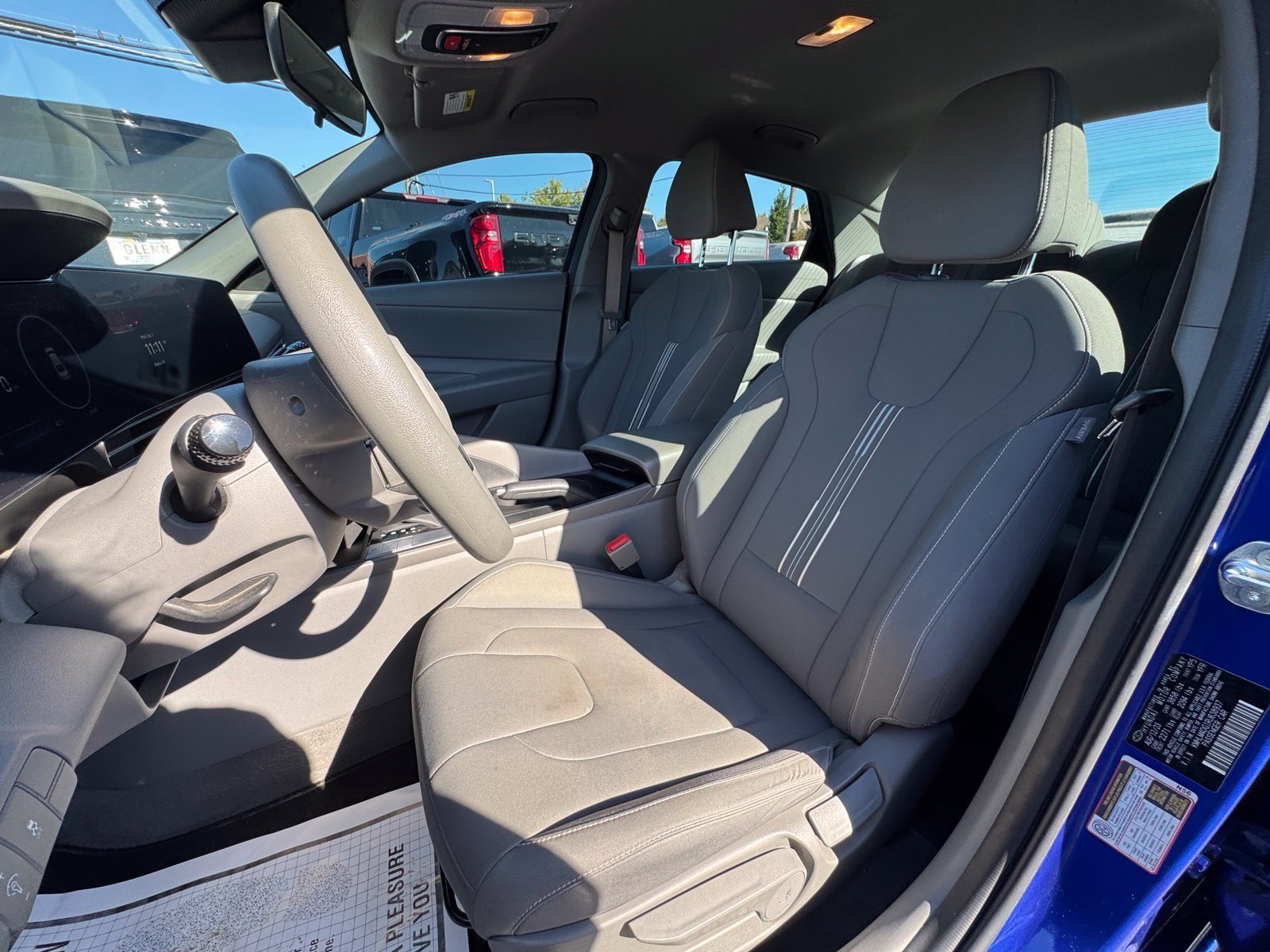 Used 2024 Hyundai Elantra SEL FWD image 13