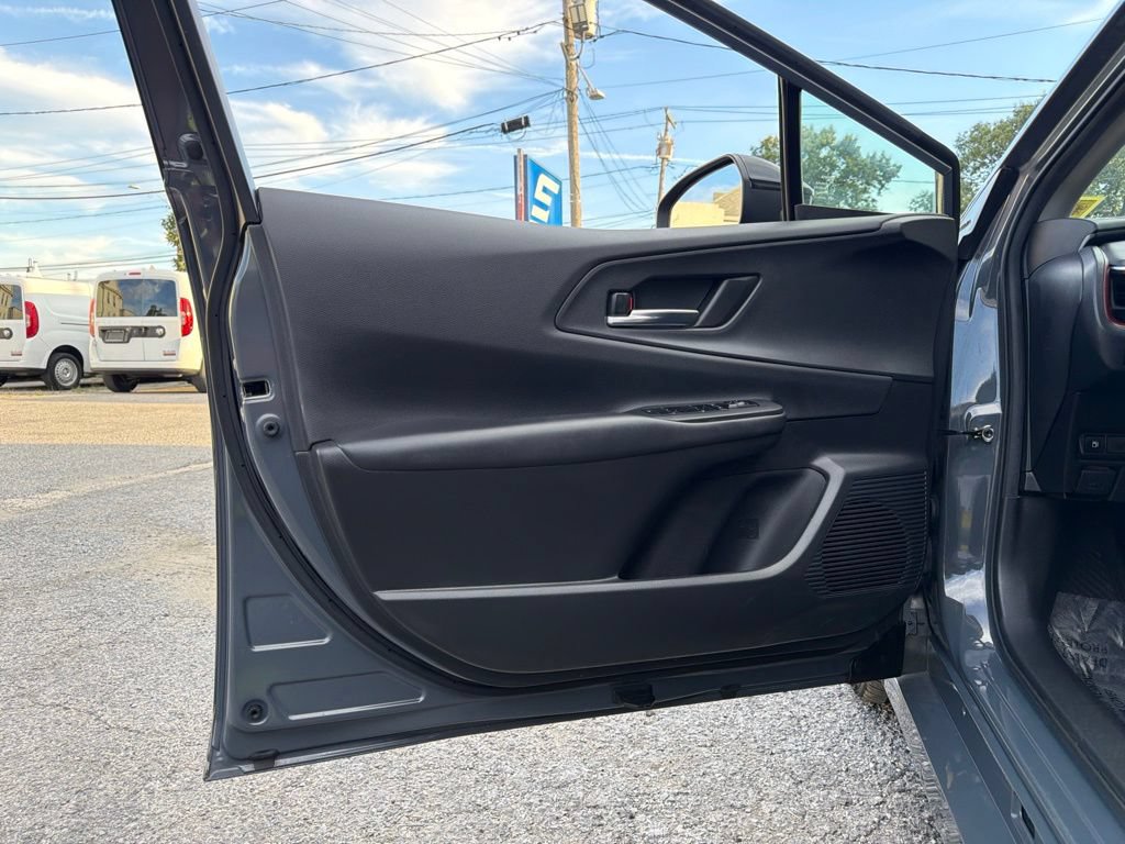 Used 2023 Toyota Prius Prime FWD image 23