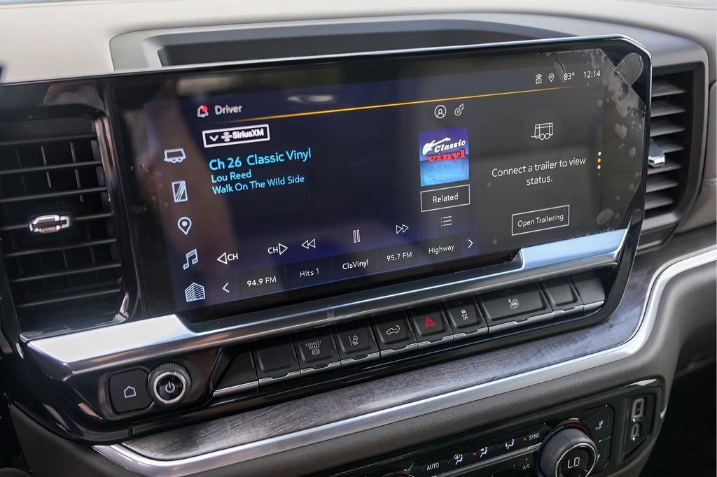 Used 2025 Chevrolet Silverado 3500 LTZ AWD/4WD image 19