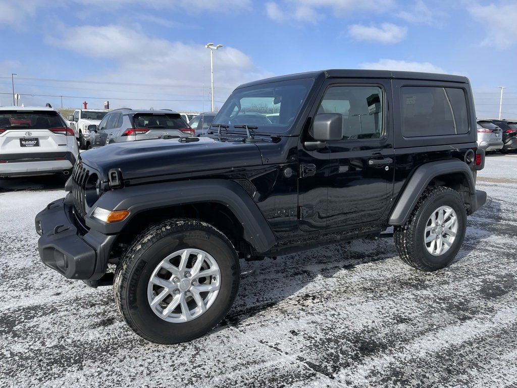Used 2023 Jeep Wrangler Sport S image 6