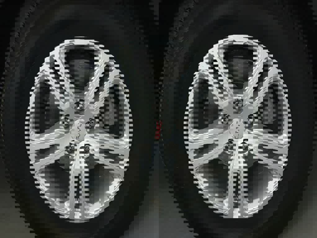 Used 2018 GMC Terrain SLE w/ Driver Convenience Package image 10