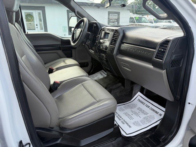 Used 2020 Ford F250 XL w/ Power Equipment Group image 19