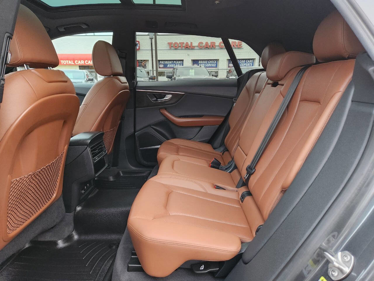 Used 2021 Audi Q8 Premium Plus w/ Premium Plus Package image 14