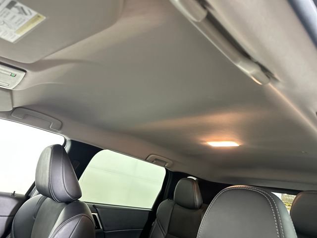 Used 2024 Mitsubishi Outlander SE image 12