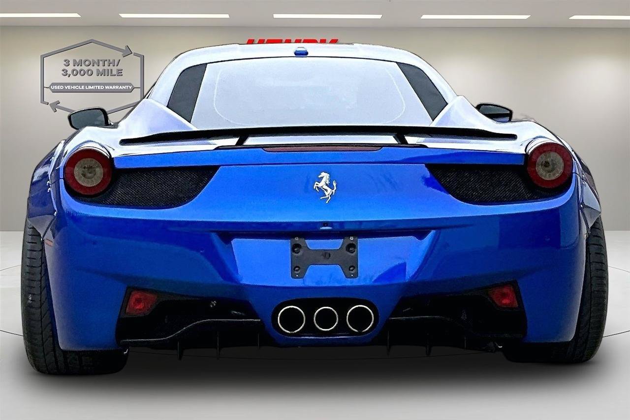 Used 2015 Ferrari 458 Italia Coupe RWD image 5