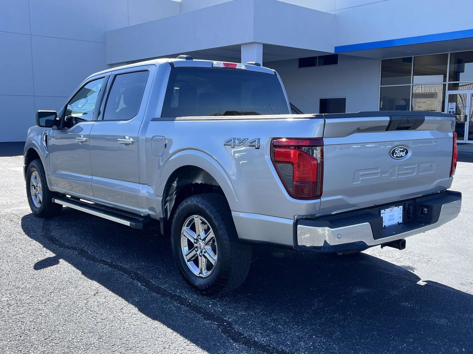 Used 2025 Ford F150 XLT w/ Equipment Group 301A Standard image 14