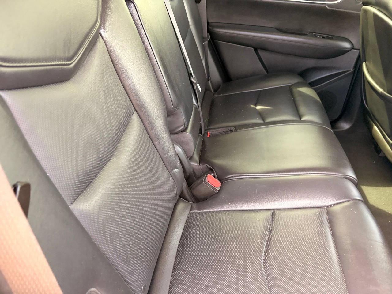 Used 2018 Cadillac XT5 Luxury FWD image 13