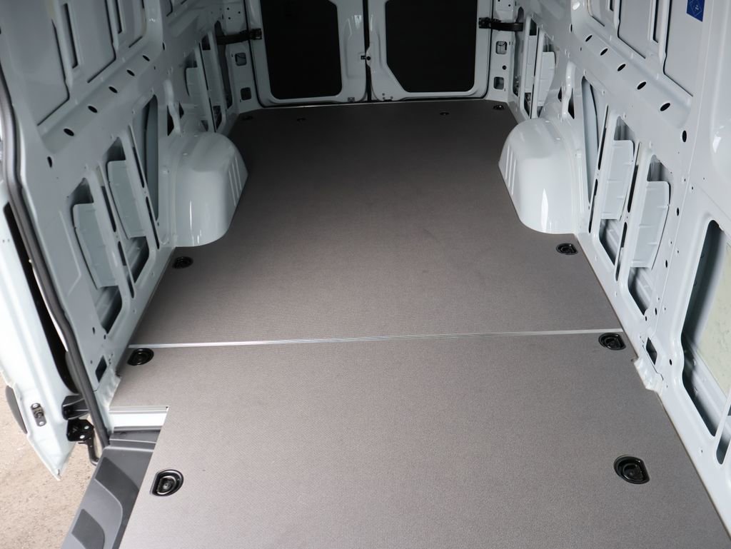 New 2025 Mercedes-Benz Sprinter 2500 image 17