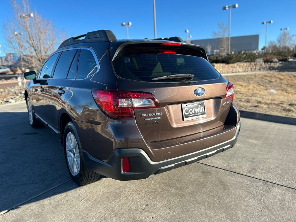 Used 2019 Subaru Outback 2.5i image 5
