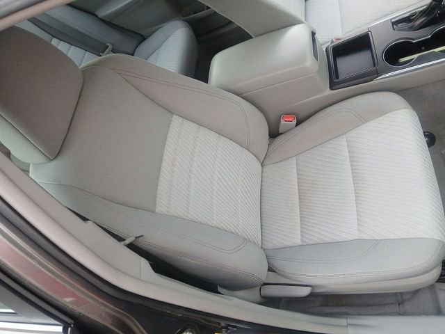 Used 2017 Toyota Camry LE image 23