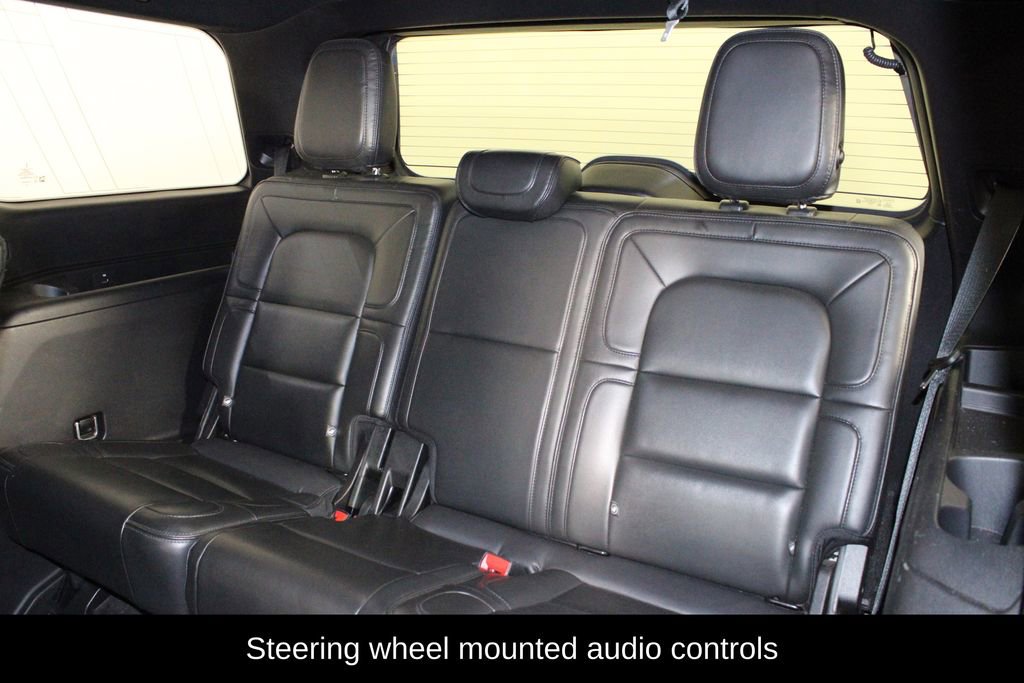 Used 2019 Lincoln Navigator Premiere AWD/4WD image 14
