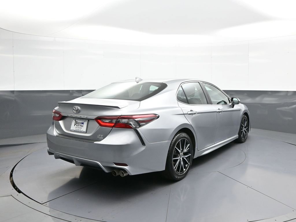 Certified 2023 Toyota Camry SE w/ Cold Weather Package AWD/4WD image 6