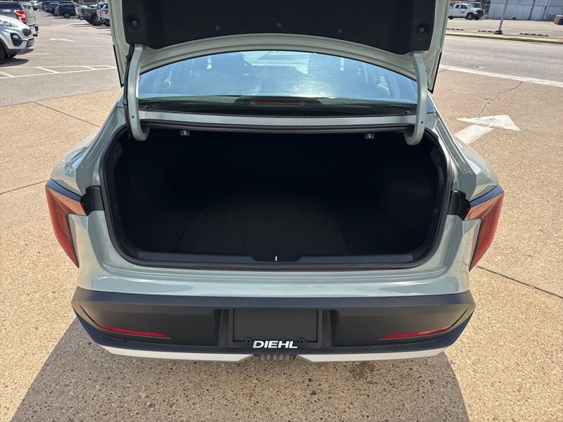 New 2026 Kia K4 LXS image 10