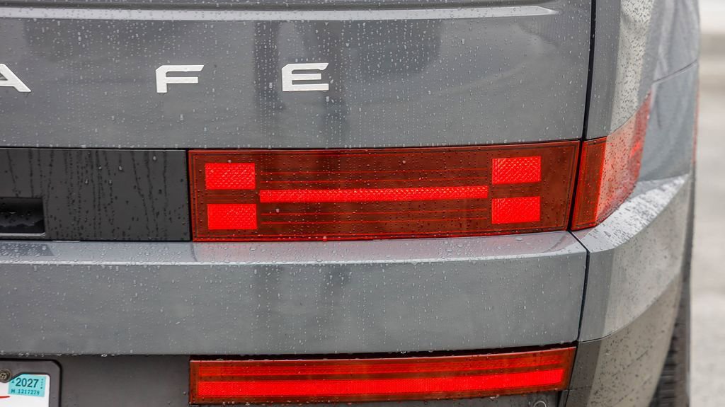 Used 2026 Hyundai Santa Fe SEL image 10