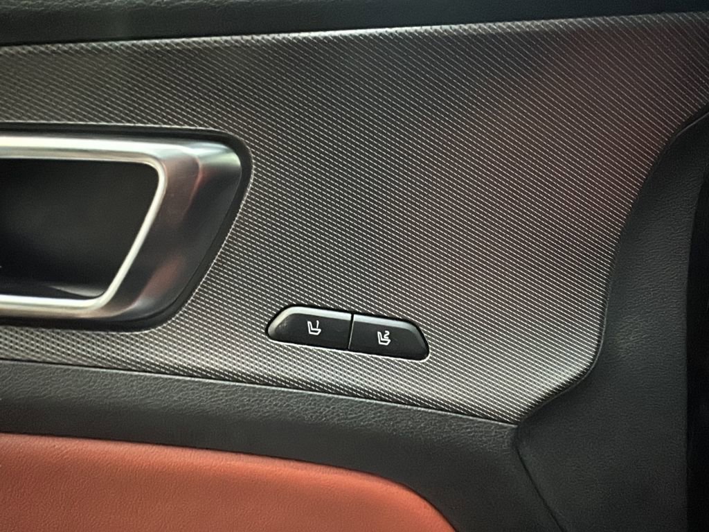 Used 2023 Kia Sportage SX Prestige image 11