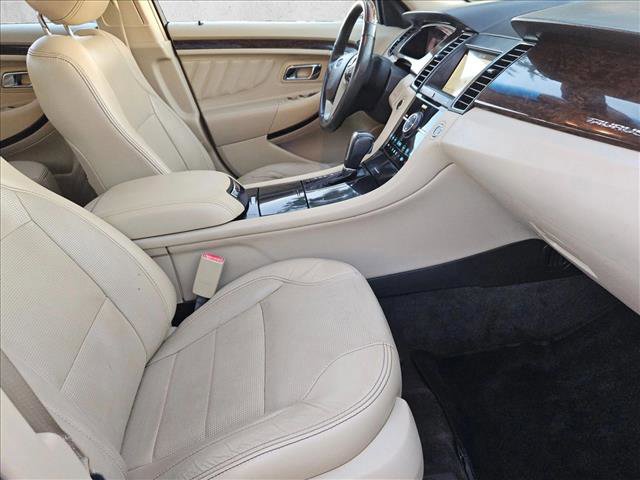Used 2018 Ford Taurus Limited image 22