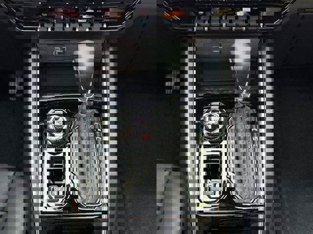 New 2026 GMC Canyon Elevation w/ Convenience Package image 15