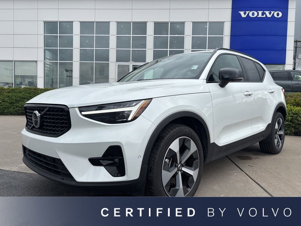 Certified 2026 Volvo XC40 B5 Plus