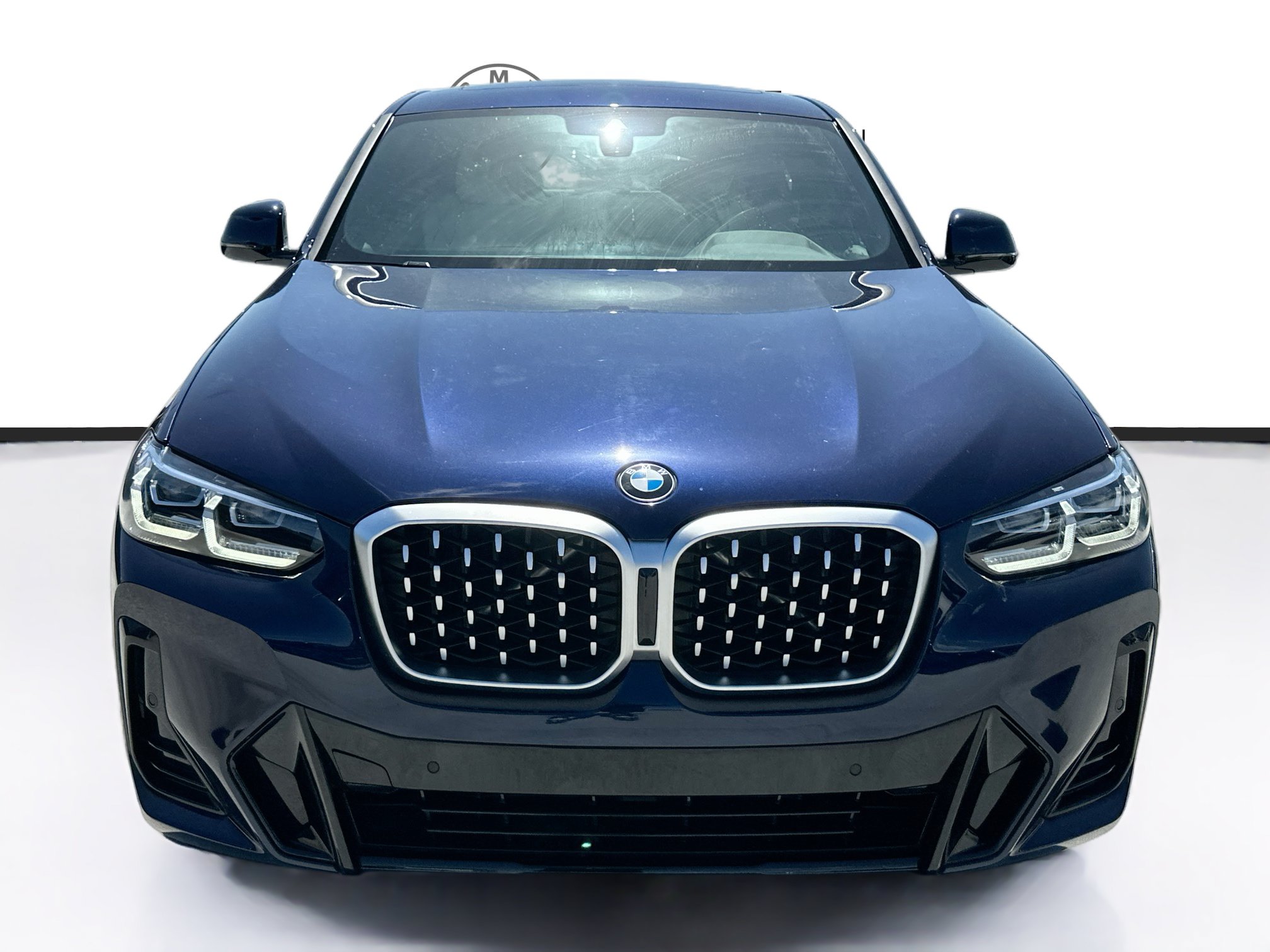 Used 2024 BMW X4 xDrive30i w/ M Sport Package AWD/4WD image 2