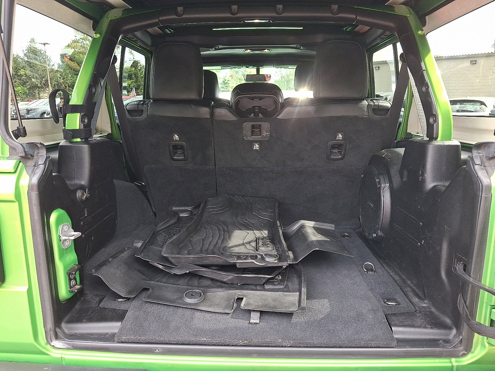 Used 2019 Jeep Wrangler Unlimited Rubicon image 28