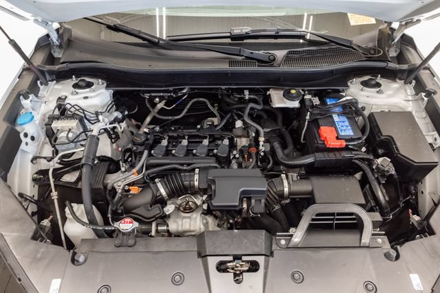 Used 2026 Honda CR-V LX image 3