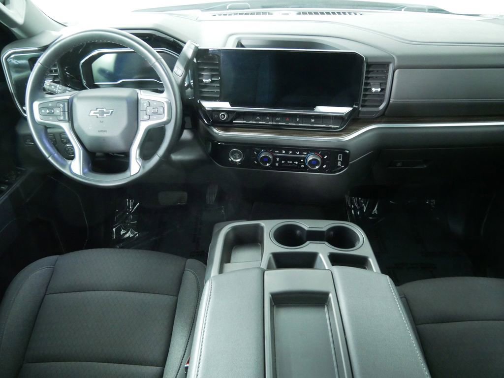 Used 2023 Chevrolet Silverado 1500 RST AWD/4WD image 19