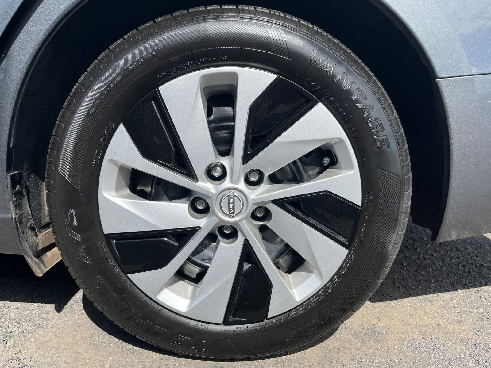 Used 2023 Nissan Altima 2.5 S FWD image 29