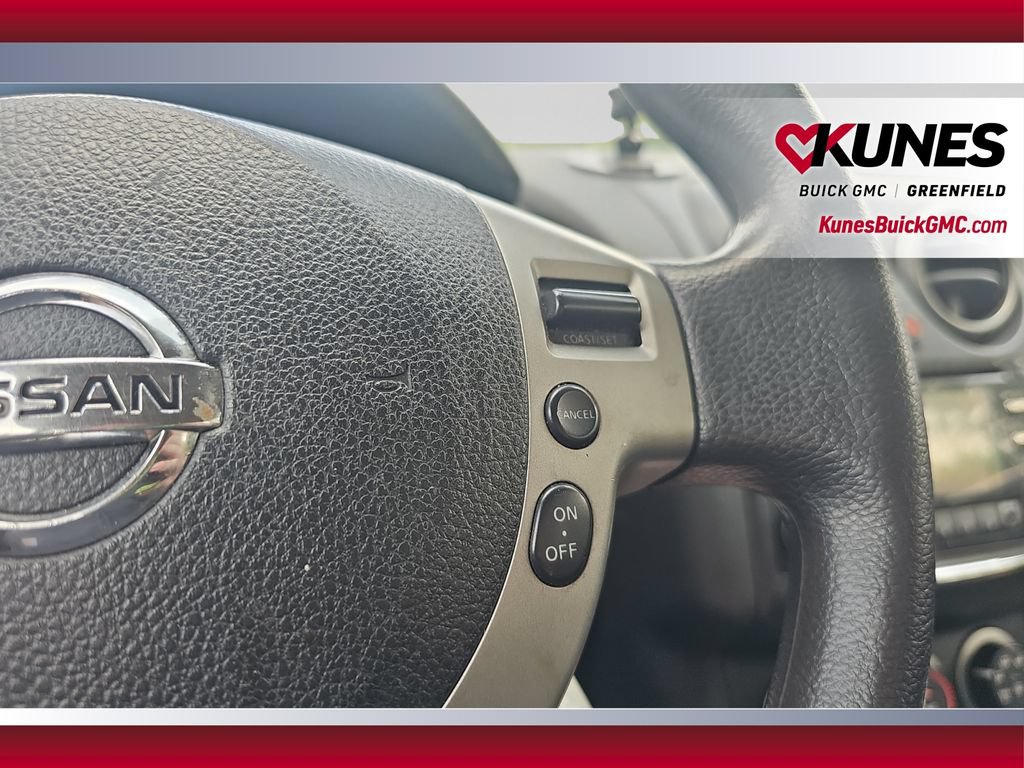 Used 2015 Nissan Rogue S w/ Convenience Package AWD/4WD image 18