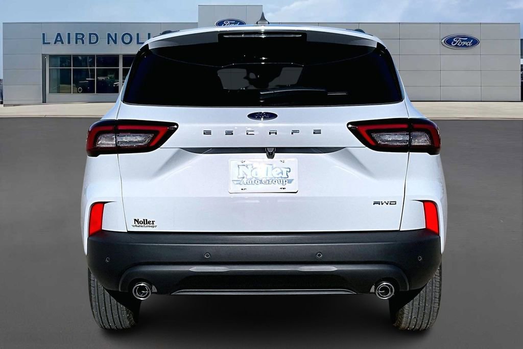 New 2026 Ford Escape ST-Line w/ Tech Pack #1 image 4