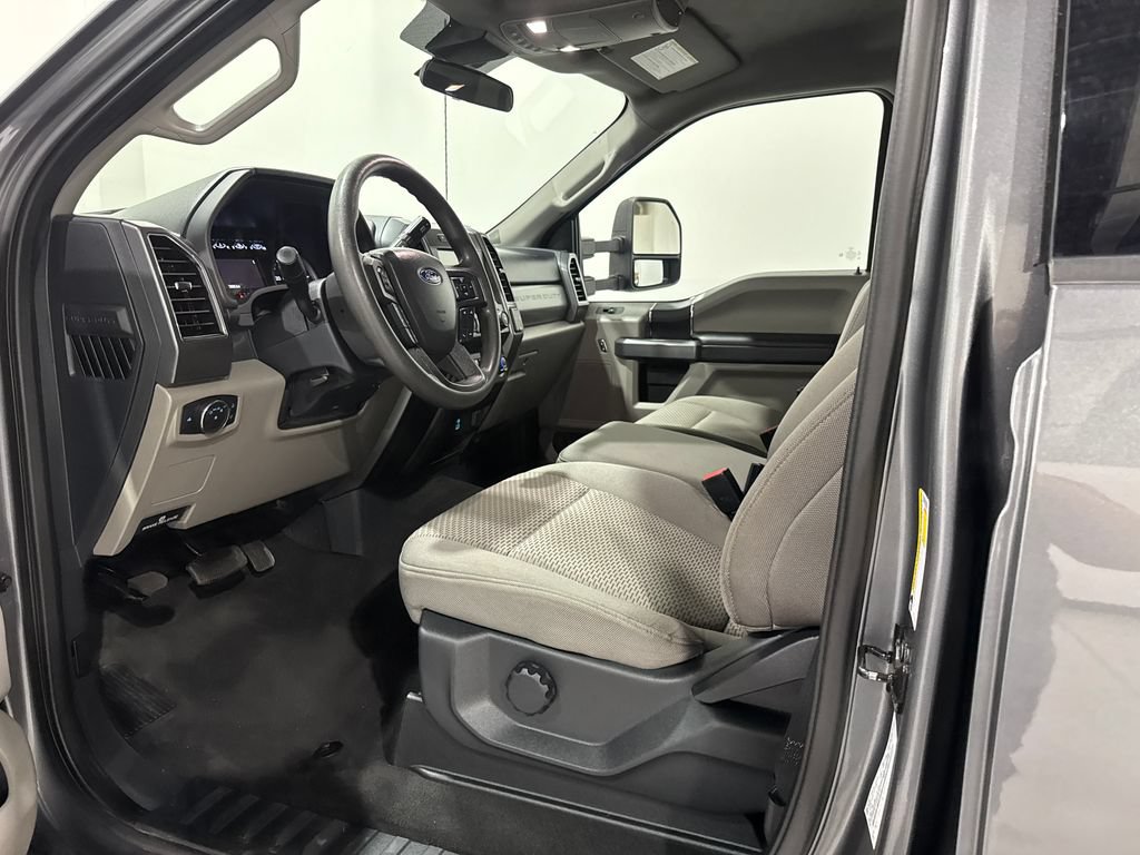 Used 2022 Ford F250 XLT AWD/4WD image 16