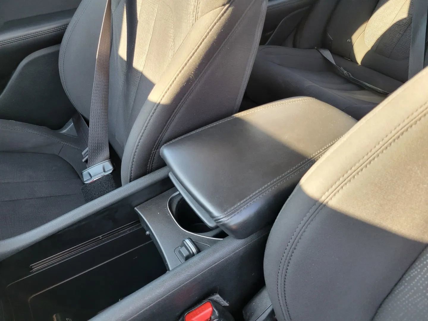 Used 2015 Chrysler 200 Limited w/ Convenience Group image 24